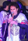 Los Askis Performing Live